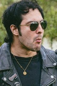 Luciano Paladino as Agente del Gobierno in Radioactive Cannibals from the Grave 2024