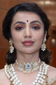 Tejaswi Madivada as  in Naanna Nenu Naa Boyfriends 2016