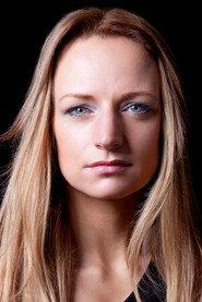 Melanie Denholme as Pauline in A Killer Conversation 2015