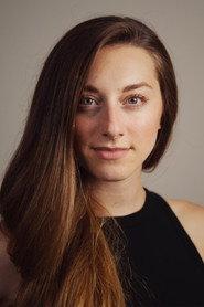 Jaclyn Mofid as Vicky in Et Tu 2025