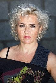 Esther Gimeno as Lourdes in Amigo 2022