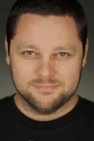 Nicolaas Bertelsen as Bank Employee in End of Fall 2015