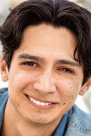 Juan Magana as Daniel in Viral 2022