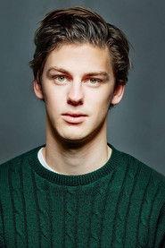 Lincoln Vickery as Ryan in The Greenhouse 2021
