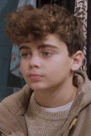 Óscar Rodríguez Galindo as Óscar in Si me ven llorando 2024