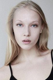 Alexandrina Turcan as Natascha in Persona non grata 2019
