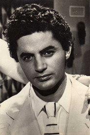Antonio Molina as Antonio Lucena (archive footage) in Canciones de nuestra vida 1975