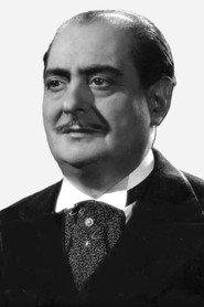 Juan Espantaleón as Comisario in An Ordinary Woman 1949