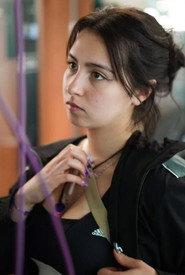 Inês Vaz as Acompanhante in Between Tables