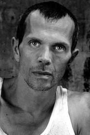 Wilfried Romoli as The King (Le Roi) in Siddharta