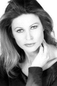 Patrizia Leonet as Luciana, segretaria di Carlo Malinverni a Roma in Anche i commercialisti hanno un'anima 1994