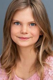Georgia Orchard as Emilia in My Christmas Family Tree 2021