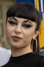 Numa Paredes as Pipi (voice) in Chavales 2023
