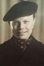 Erich Gühne as Teacher in Germany, Year Zero 1948