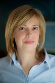 Erica Arvold as Wendy in The Creature from Lake Michigan