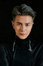 Cui Yongxuan as Host in Hot Blood Band 2015