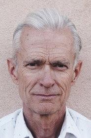 Bruce McIntosh as Frank's Dad in Frank 2014