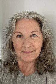 Julie Vollono as London Housekeeper in Phantom Thread 2017