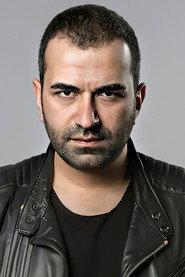 Cengiz Şahin as Salih in Mold 2013
