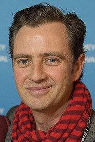 Andrew Curry as Cameron in Submerge 2013