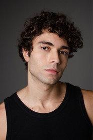 Gustavo Brait as Léo (voz) in Iracema 2024