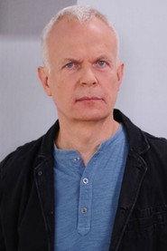 Jerzy Gudejko as Jan in Birds Are Singing in Kigali 2017