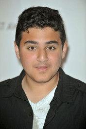 David Gore as Scooter (voice) in Fly Me to the Moon 2008