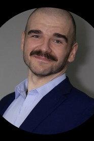 Declan Gill as Security Guard in Chasing Millions