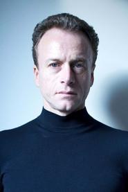 Alberto Sorbelli as Alberto in Superstar 2012