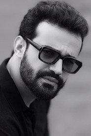 Mohammad Reza Zhaleh as in Passage of Looti Hashem 2018