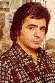 Aref Arefkia as in Ayene-ye zaman 1970