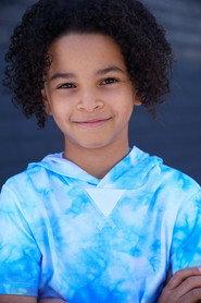 Sebastian Cote as Bronx in Cheaper by the Dozen 2022