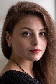 Anastasiya Tyunina as Natasha in A Simple Story 2016
