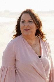 Laura Caminati as Principal in Viva Revolution 2025