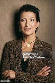 Laura Mañá as Mare in The Tit and the Moon 1994