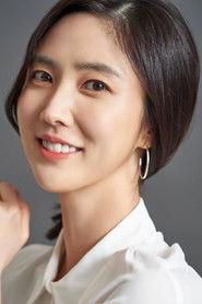 Lee Soo-kyung as Hwa-ran in Tazza: The High Rollers 2006