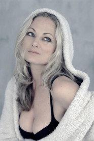 Dorette Potgieter as Alicia Francke in Ballade vir 'n Enkeling 2015