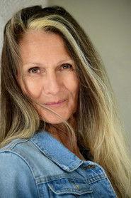 Linda Cushma as Gladys in Room for Rent 2019