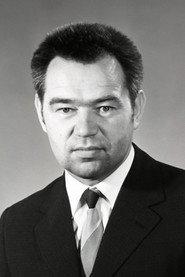 Georgiy Grechko as ведущий in This Fantastic World 5 1981