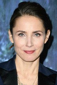 Tuva Novotny as Cass Sheppard in Annihilation 2018