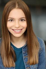 Chloe Schueller as Chloe in UnderMind 2020
