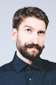 Siruan Darbandi as Felix in Marlene 2020