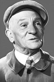 Sinoël as Amédée in Nine Bachelors 1939