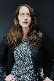 Marie-Luise Lux as Journalistin in Entdecke die Mandy in Dir 2018