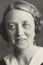Marie Dinesen as Tante Betsy in David Copperfield 1922