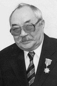 Aserbaydzhan Mambetov as  in Golden Horn 1948
