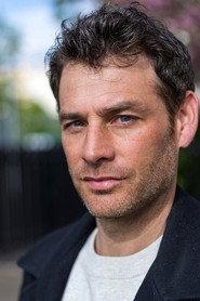 Nicolas Umbdenstock as Clémence's Father Fred in A Cat's Life 2023
