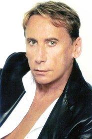 Gianni Dei as Gianni Orti in Peccati a Venezia 1980