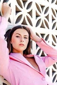 Sydney Porada as Chloe in Tweed 2024