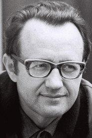 Aleksandr Adamovich as Pavlik - Tonya's husband in We Lived Next Door 1982